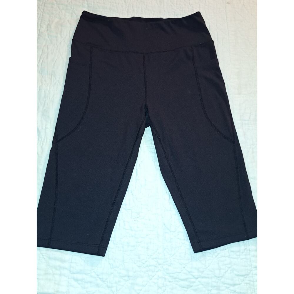 Women's Baleaf Black Capris size M